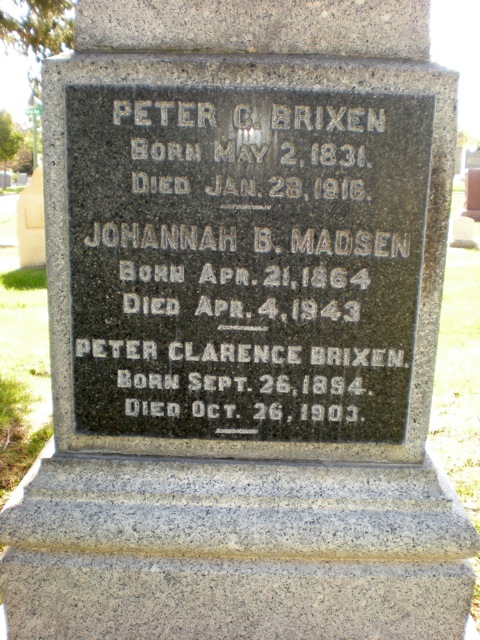 Peter and Johannah Brixen and their son Peter Clarence Brixen